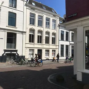 Bed & Breakfast De Verrassing